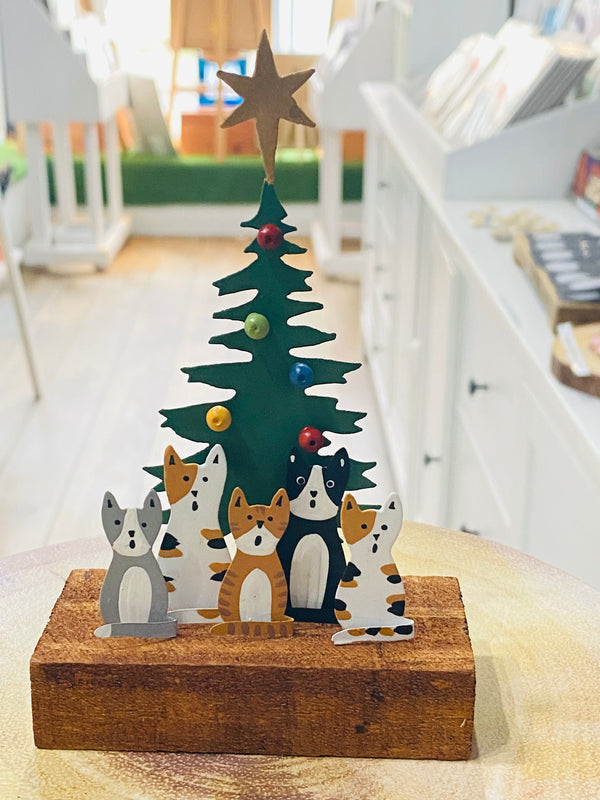 Cats singing Christmas Carols fun Wooden and tin decoration
