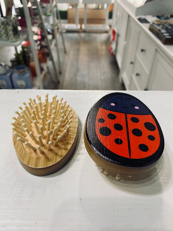 Ladybird detangling brush