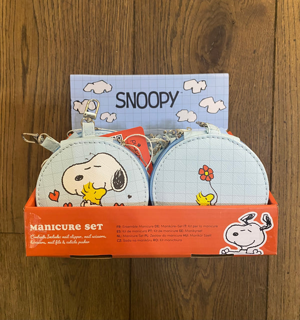 Snoopy Zipped Manicure Set