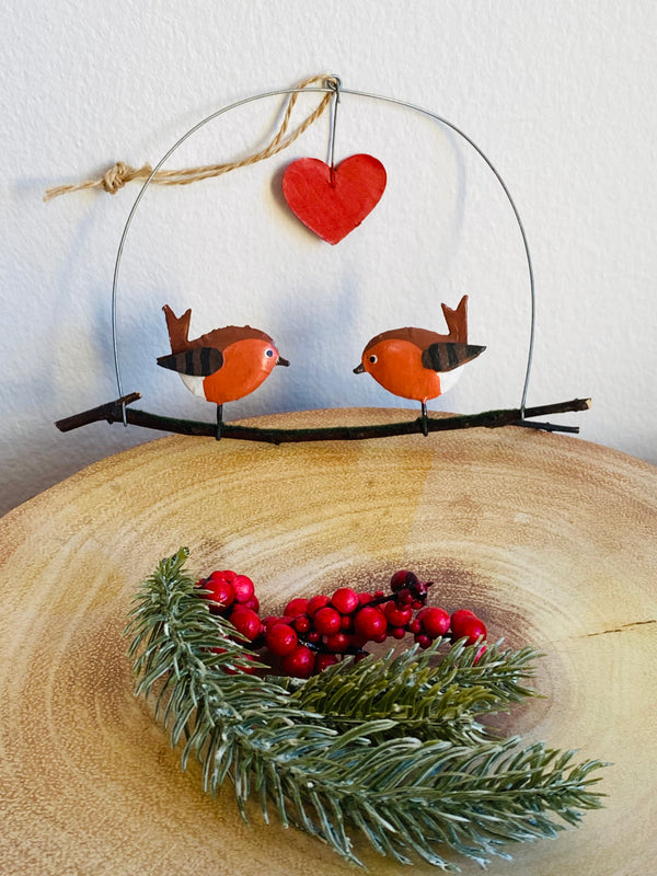 Robins in Love! Hanger